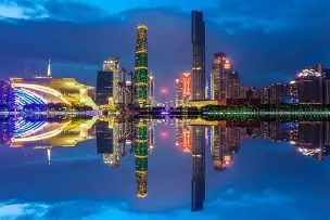 九游体育app-广东宏远窗口期官宣签约，志在CBA季后赛名次提升，质疑声仍在，团队化学反应显著(2024cba广东宏远第三阶段)